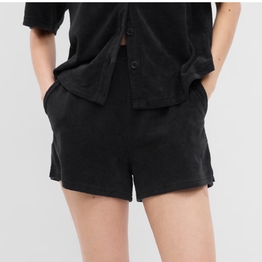 Gap Terry Short